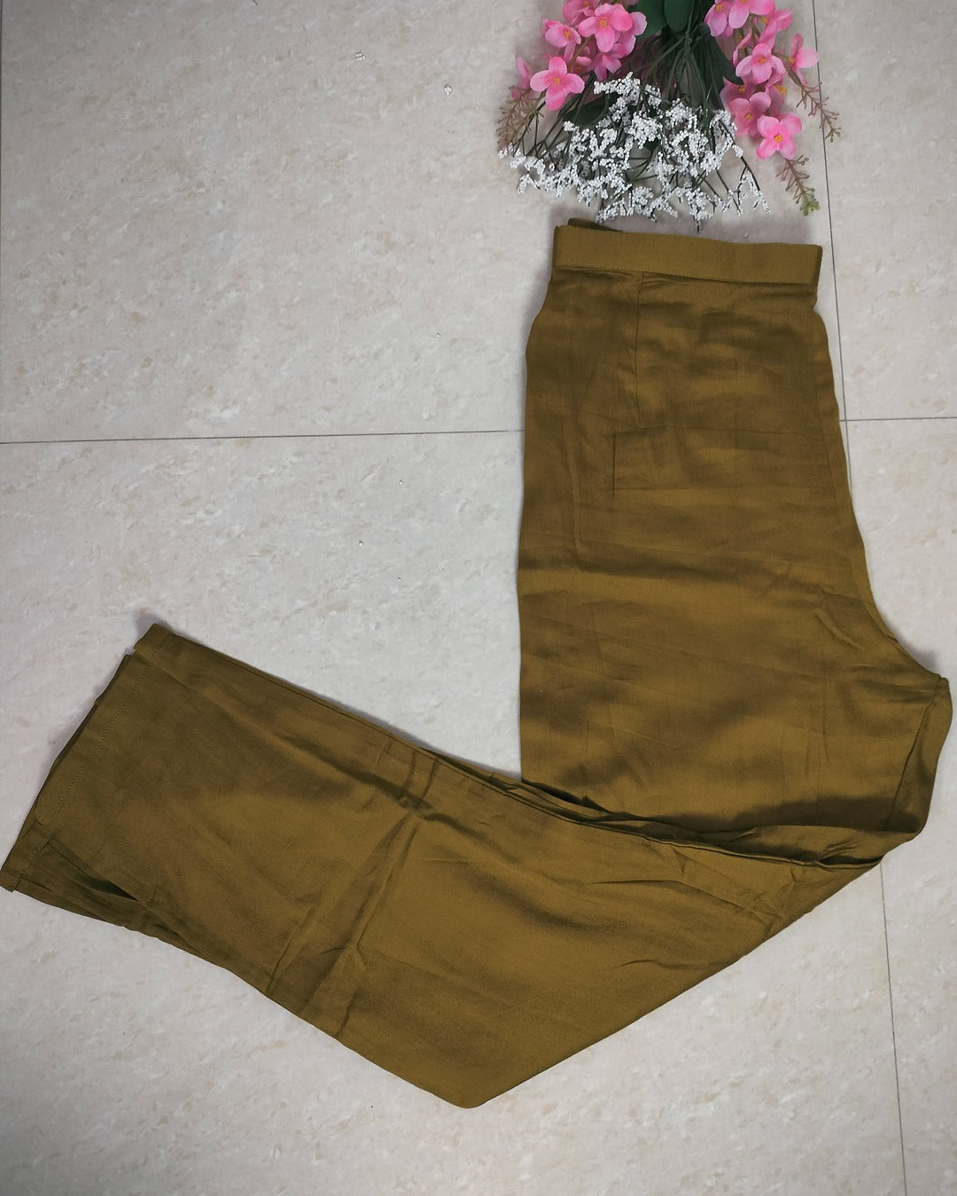 Mulchanderi rich dark mehindi green color 3 piece A-line kurthi set