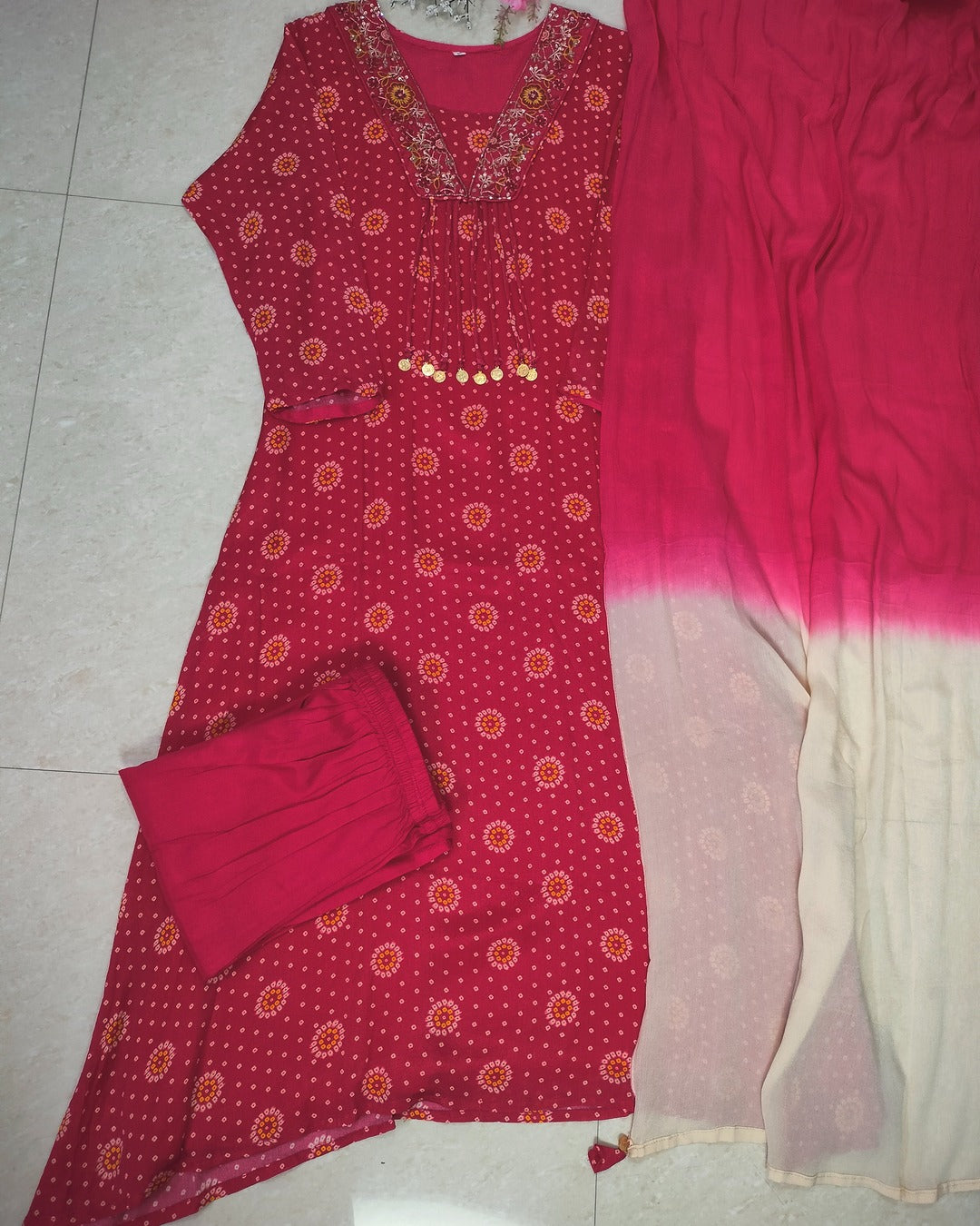 Chinon 3 piece bandhej suit set