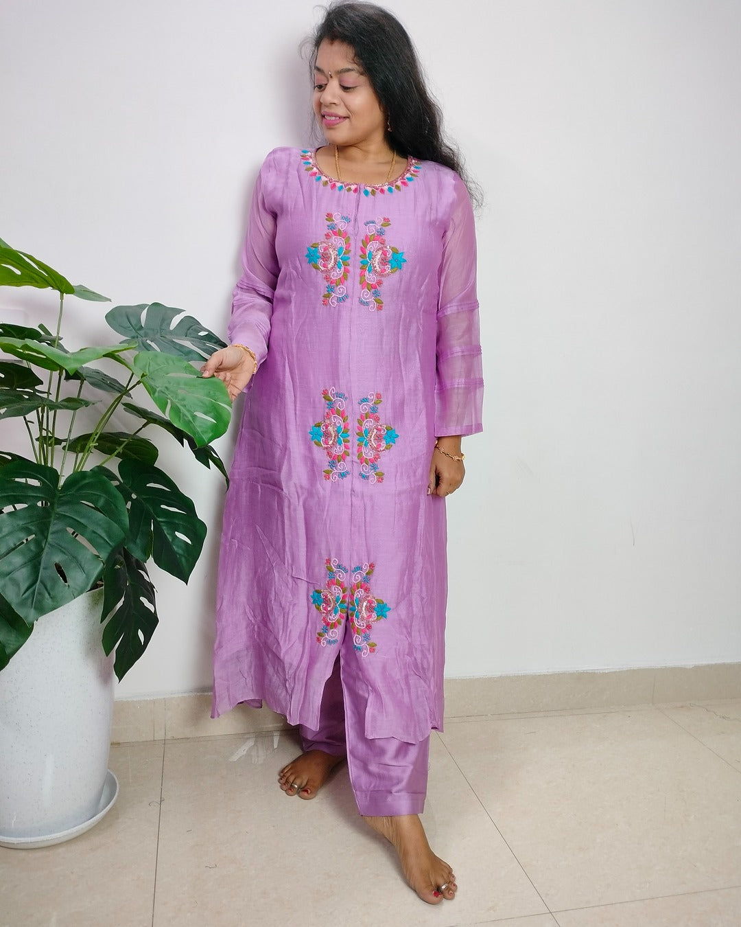 Lilac colour premium mulchanderi 2 piece suit set