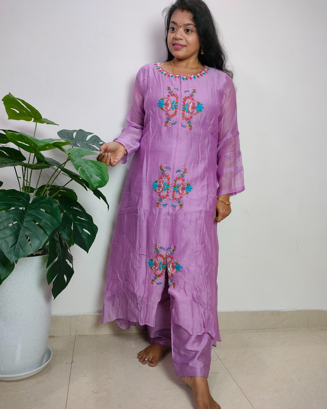 Lilac colour premium mulchanderi 2 piece suit set
