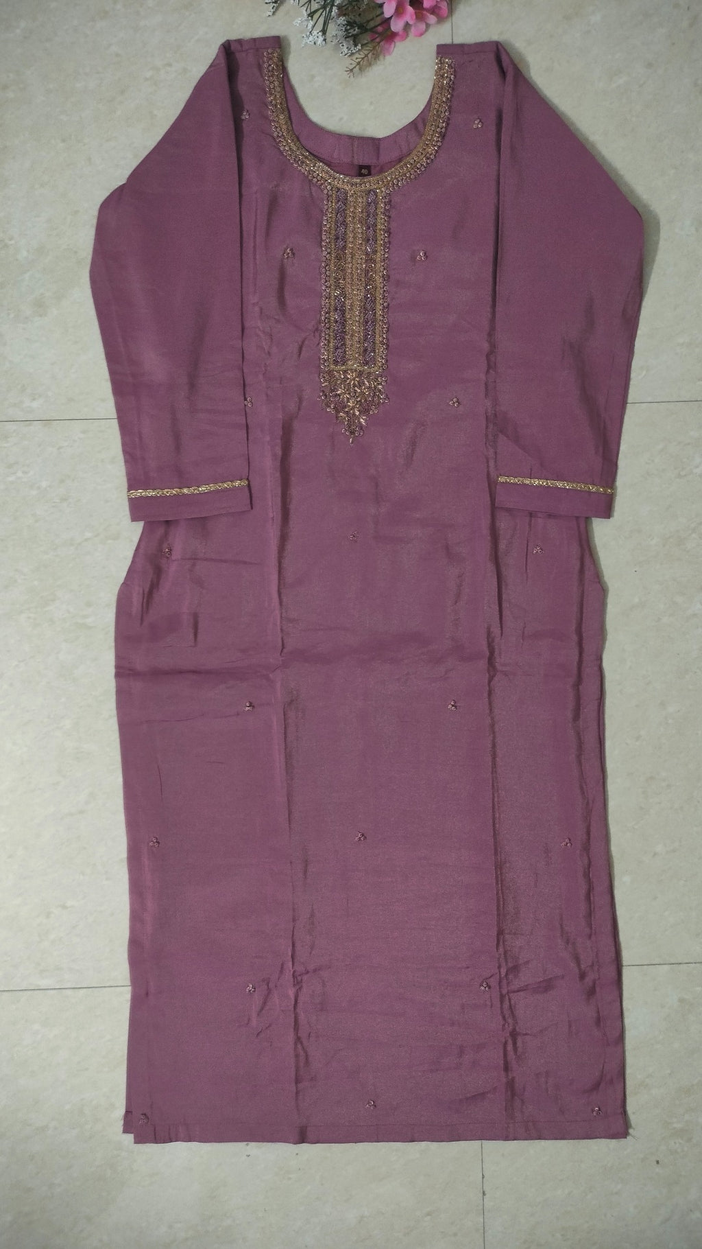 Mauve Silk blend Tissue Three piece straight fit kurta set