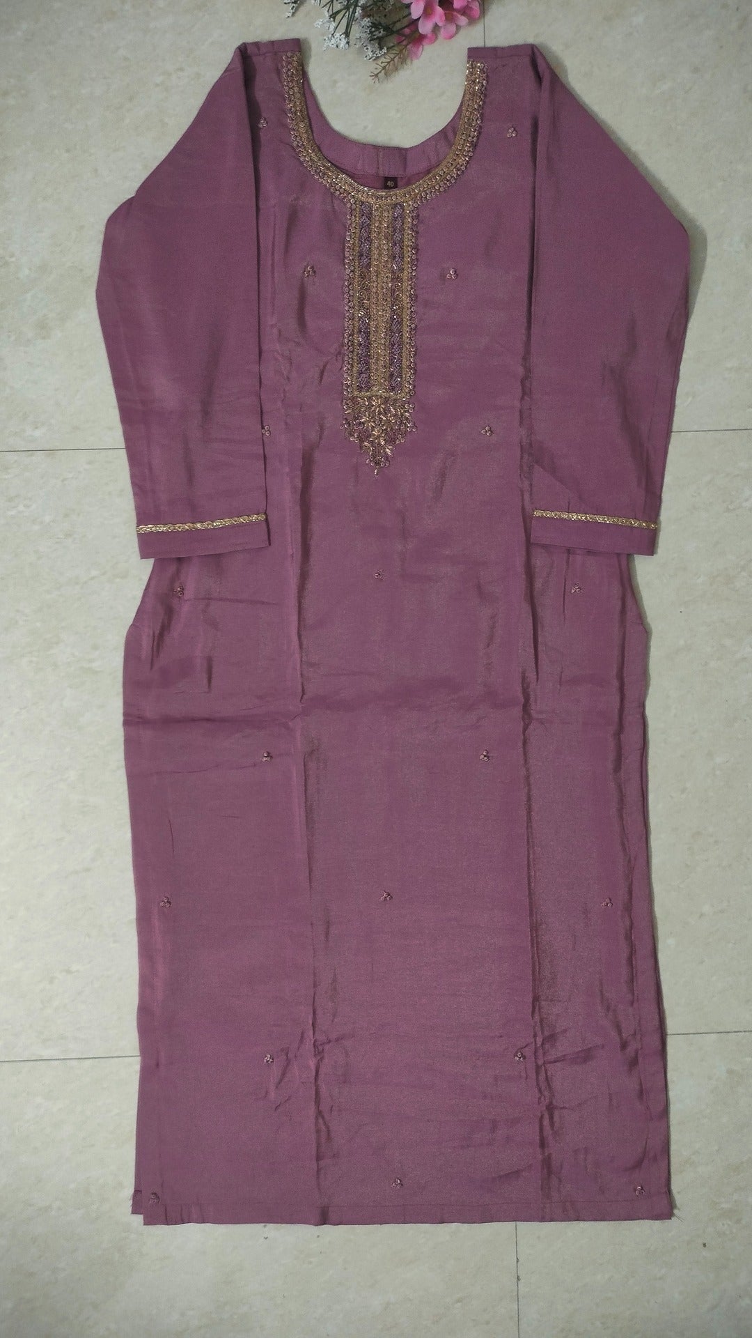 Mauve Silk blend Tissue Three piece straight fit kurta set