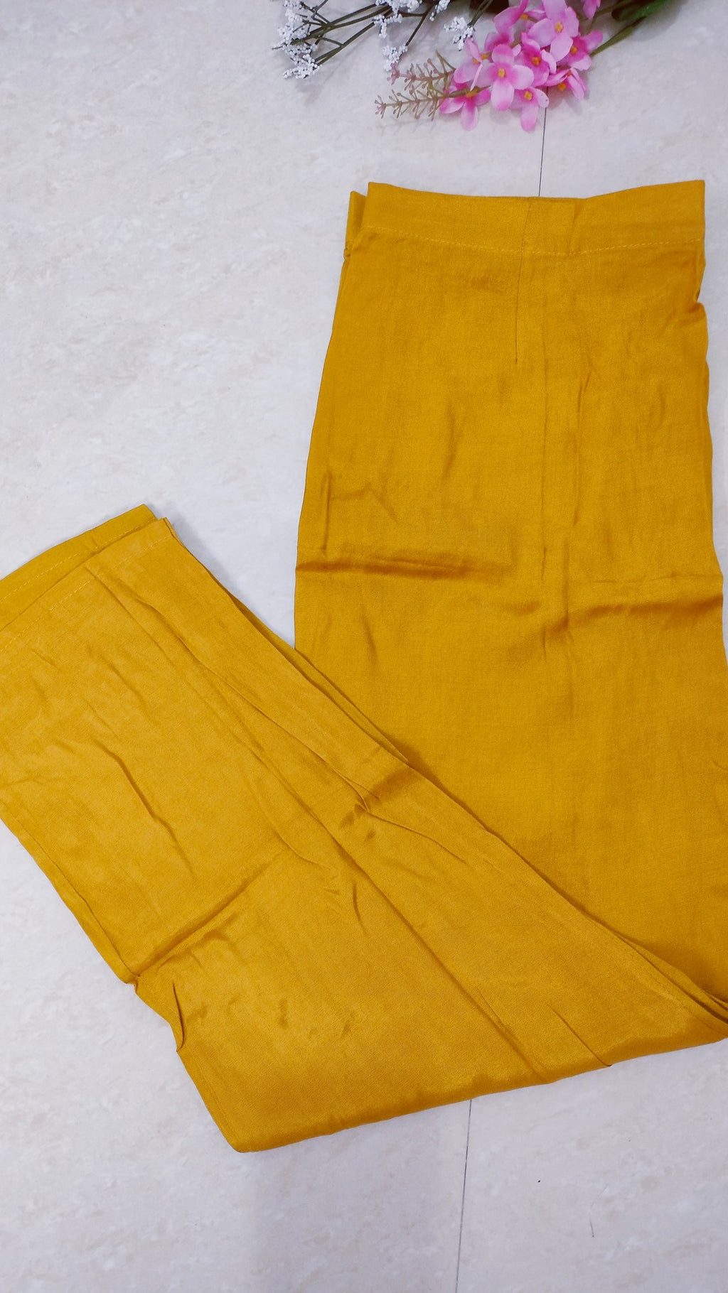 Yellow dola silk straight fit 3- piece kurta set