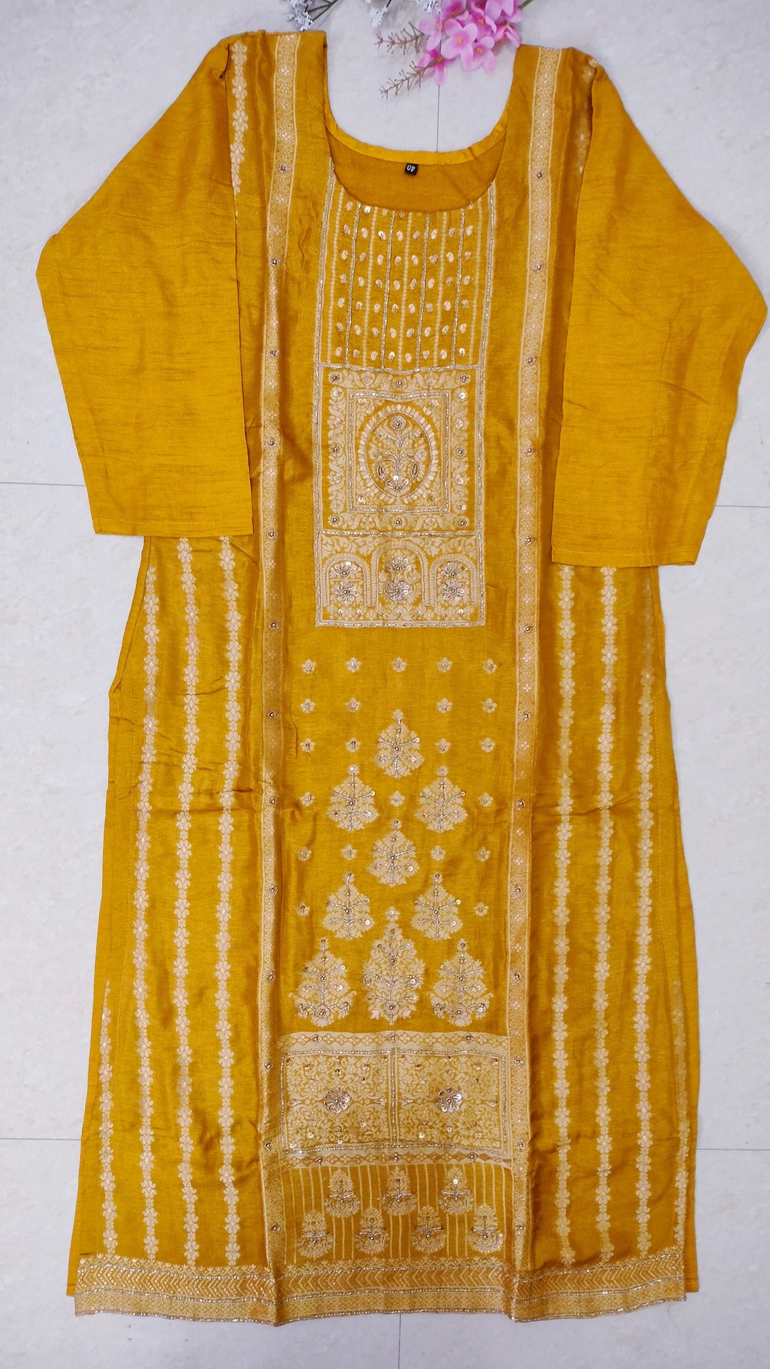 Yellow dola silk straight fit 3- piece kurta set