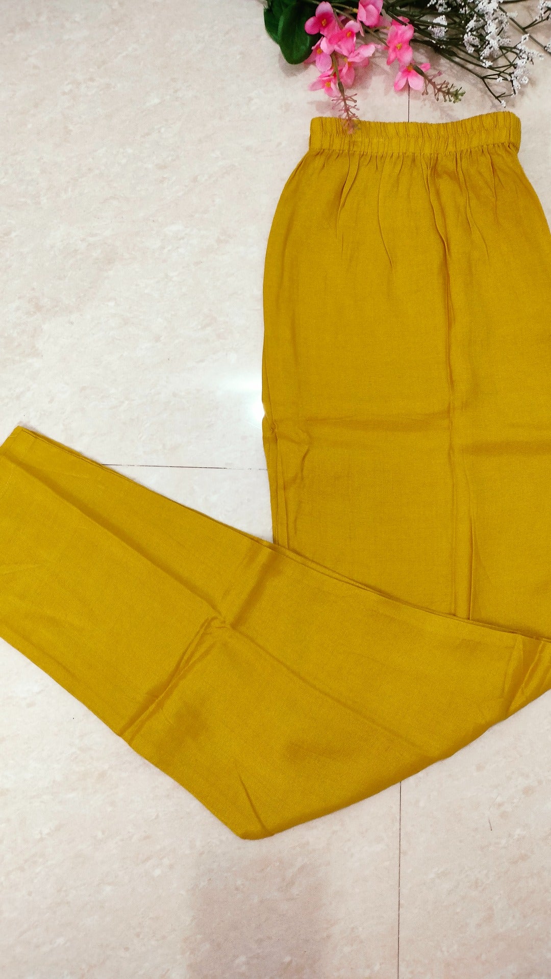 Mustard yellow jaquard crepe straight fit kurti set.