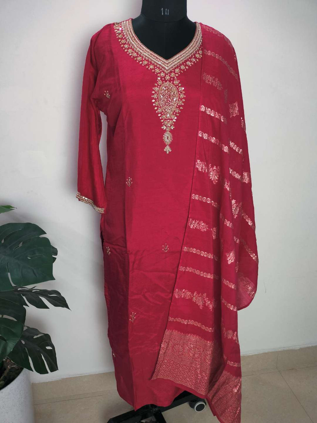 Dark pink colour dola silk straight fit 3-piece suit set