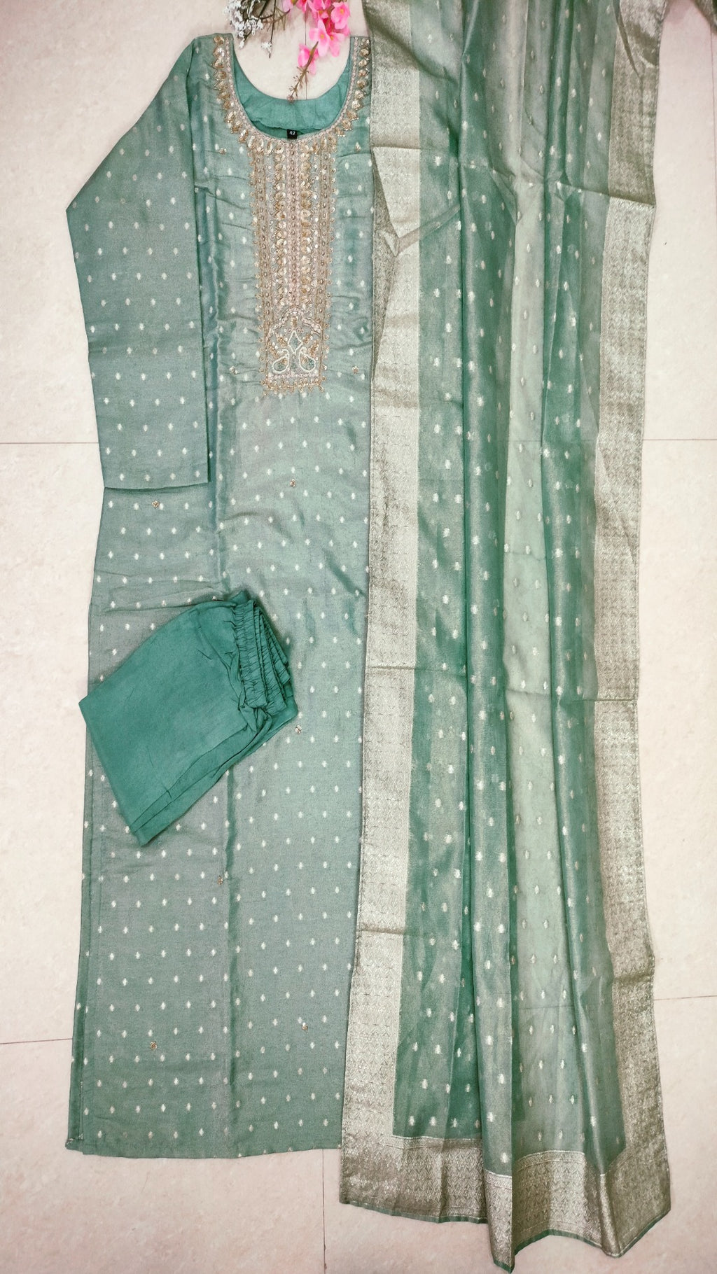 Sea green jaquard tissue straight fit 3-piece suit set