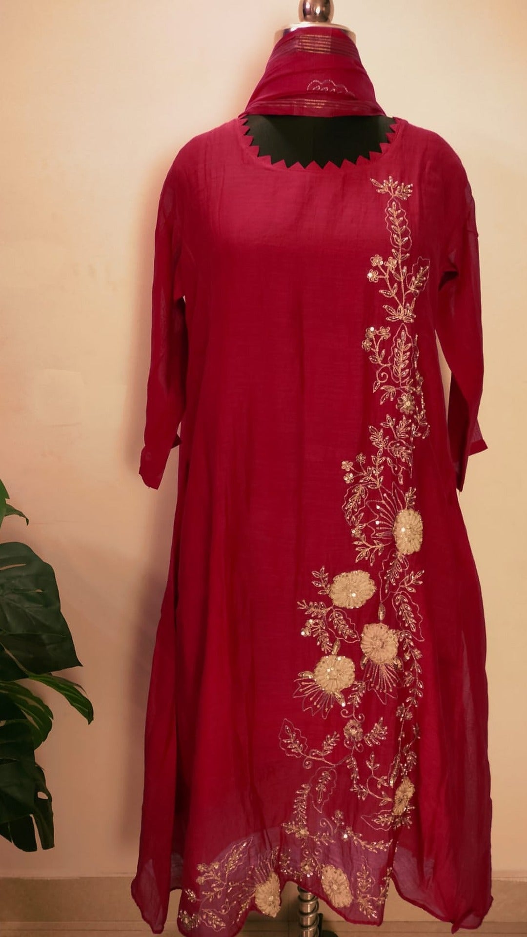 Premium mul chanderi red coloured A-line suit set
