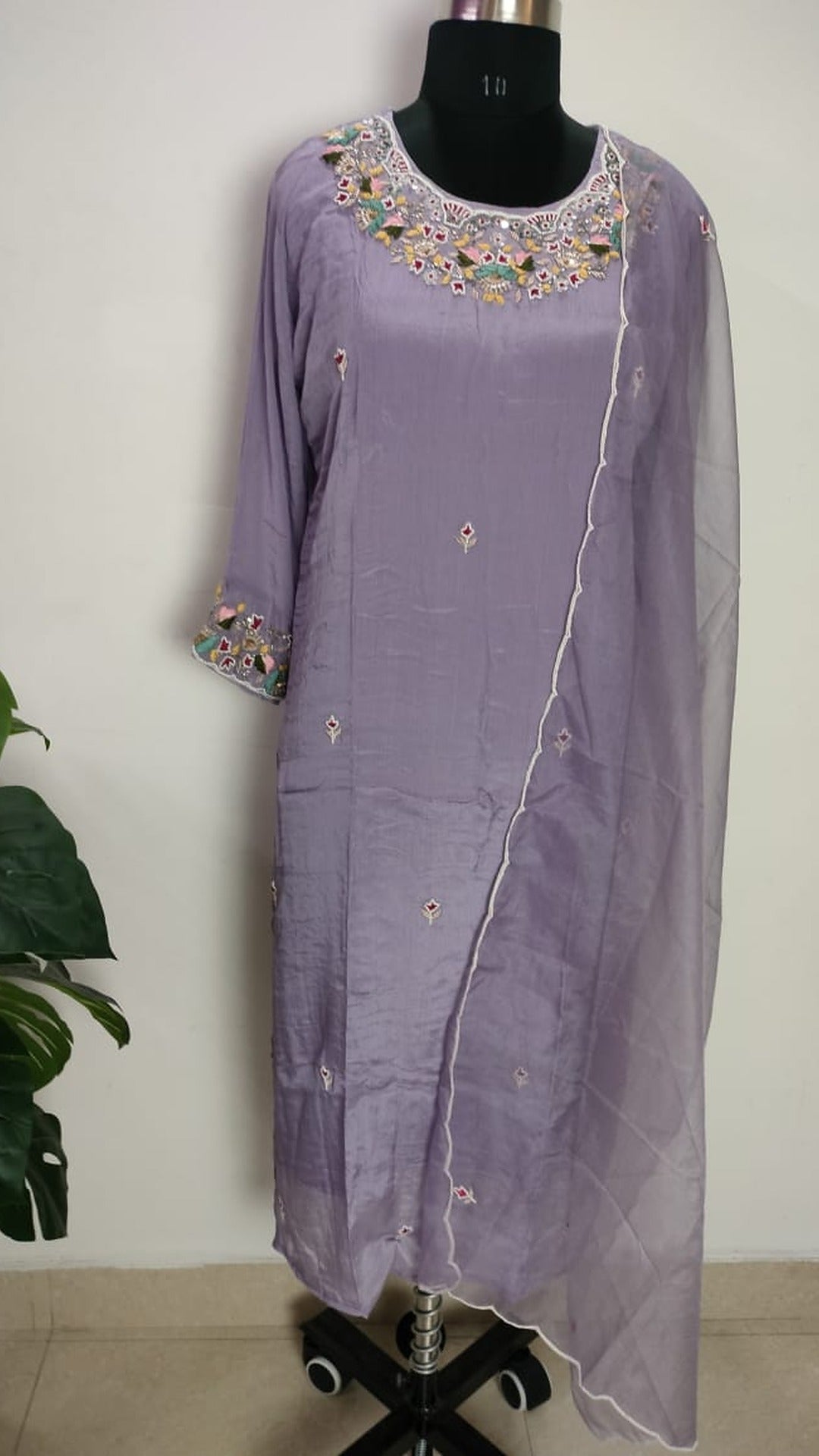 Light lavender colour pure Chinon 3 piece straight-fit kurthi set