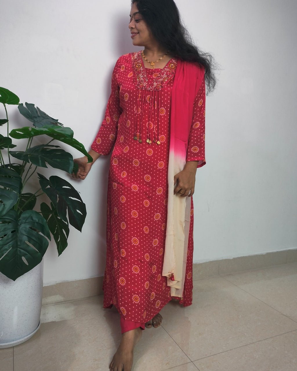 Chinon 3 piece bandhej suit set